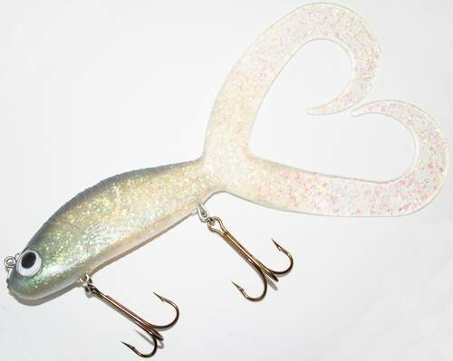 Musky Innovations Twin Fin Double Tail 25cm Holo Cisco